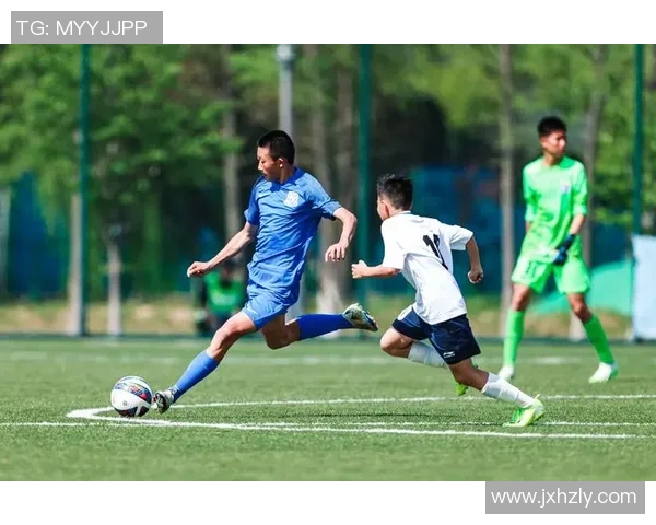 上海足球队的战术节奏解析与球队发展深度剖析